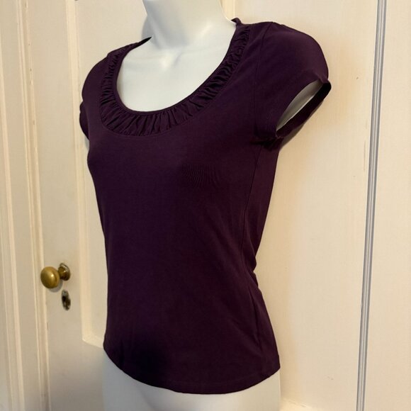 Zoe D. Petite Small, Deep Purple, Pleated Scoop Neck, Cap Sleeve Tee - Picture 2 of 4